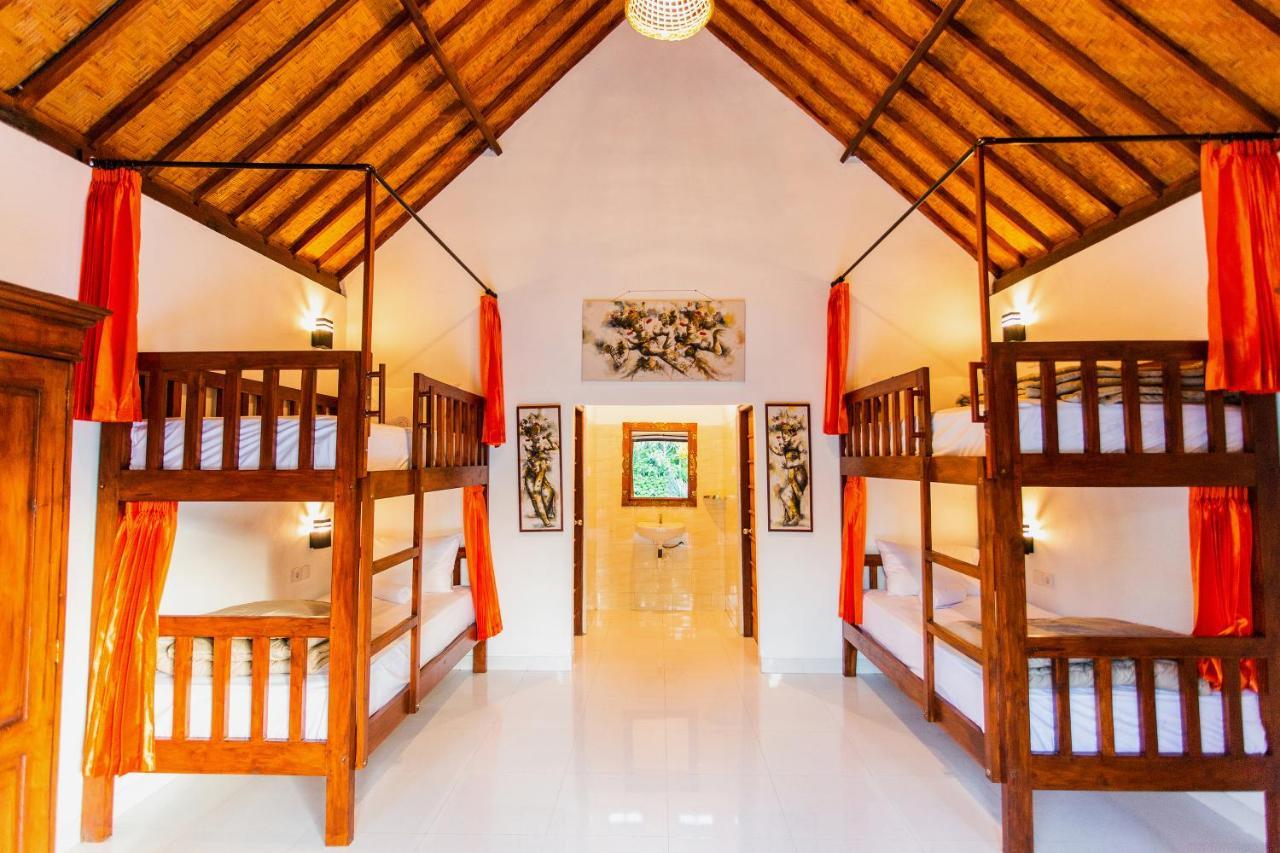 Camar Cottage & Hostel Toyapakeh Exterior photo